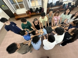 afb7a08aaf04bdb5ad91eabb23ee18f7.jpg